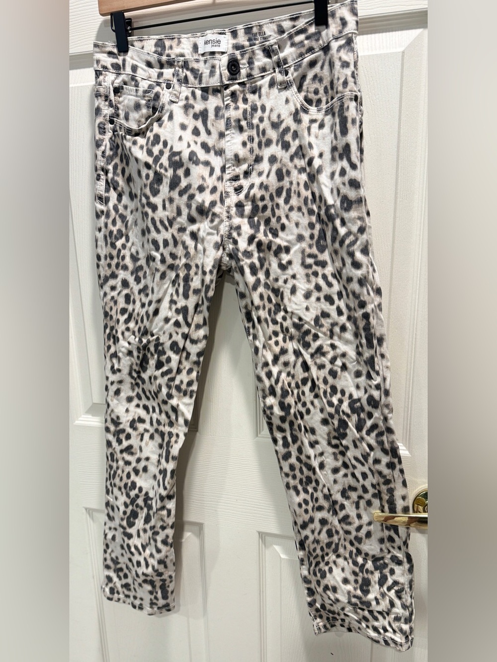 Kensie The Ella High Rise Straight Jeans Leopard Print Size 8/29 NWOT - Picture 3 of 10
